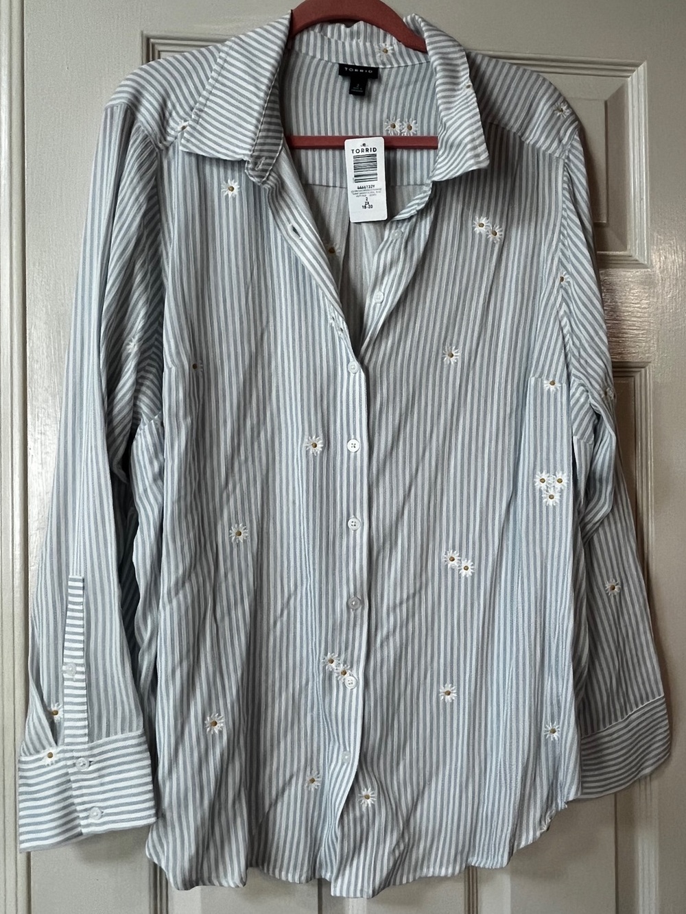 NWT Torrid Women's Blue Stripe Embroidered Button-Up Shirt - Blue